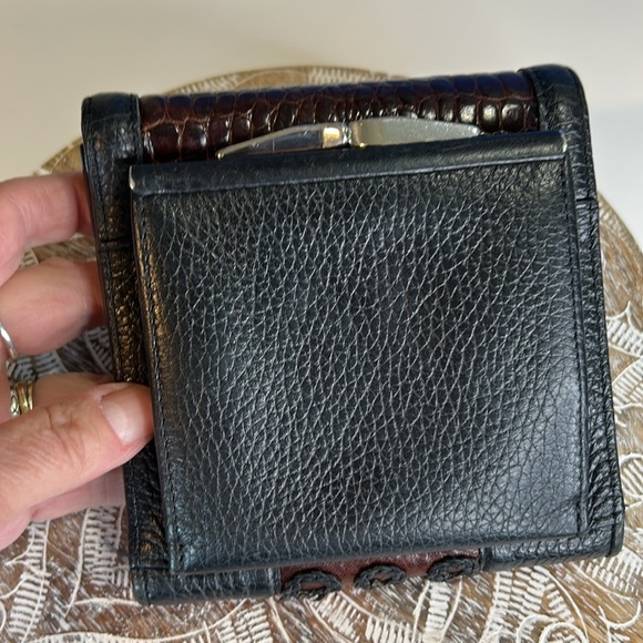 BRIGHTON SOFT LEATHER BLACK/BROWN WOVEN DESIGN WALLET - Picture 2 of 16